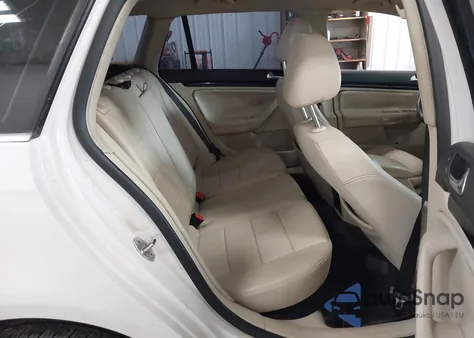 2012 Volkswagen Jetta Sportwagen 2.0L Tdi z USA, uszkodzony, nr VIN 3VWPL7AJ0CM693933